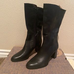Black Leather Born Boots Sz 8.5